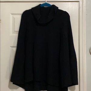 BNWT m/l Entro black turtleneck cape